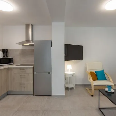 Apartment In Mit Schoener Terrasse *